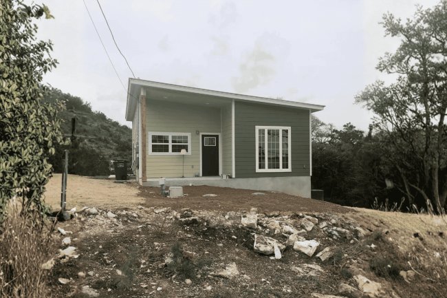The Sidekick Barndo – 1 Bedroom Modern Barn Home Plan (452.66 sq.ft.)