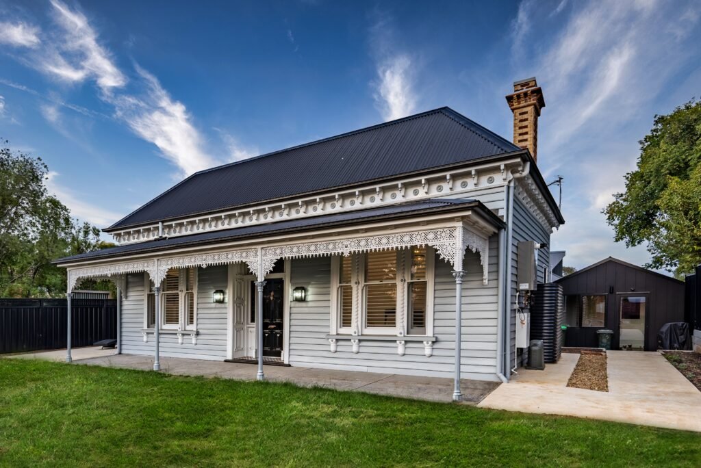 The ballarat-heritage listed property renovation and extension transformation