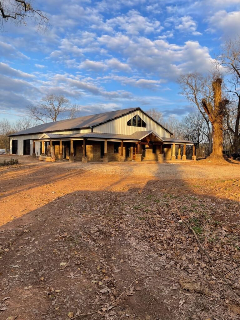 Weld kit provided by www.barndoplans.This 40x65 building was built for the client mom. Great customer and great guy..com