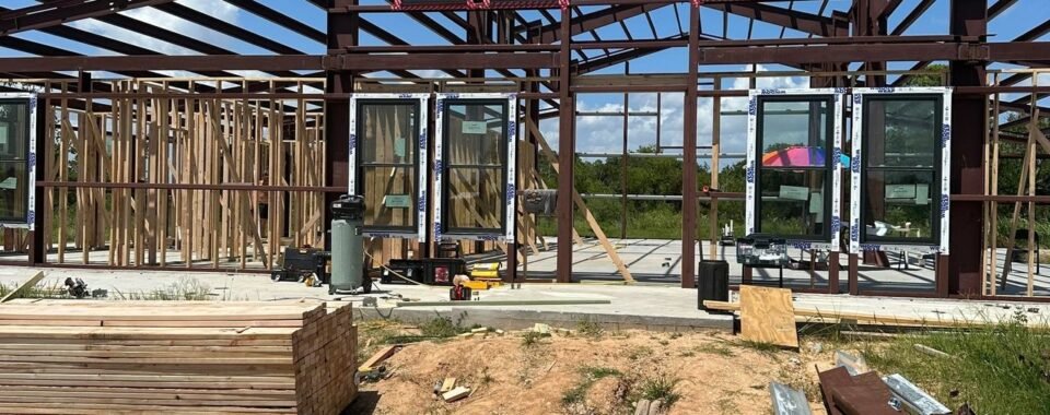 Center Rise Barndominium Bolt up Building