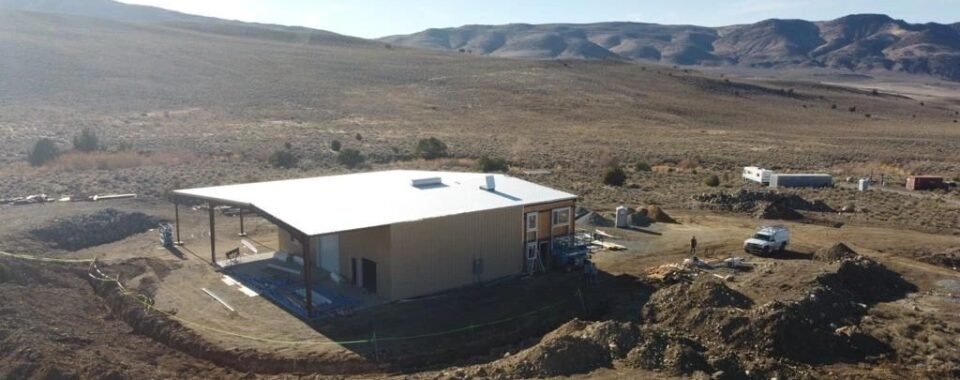 Types Of Roofing vs Metal Barndominium Roofing