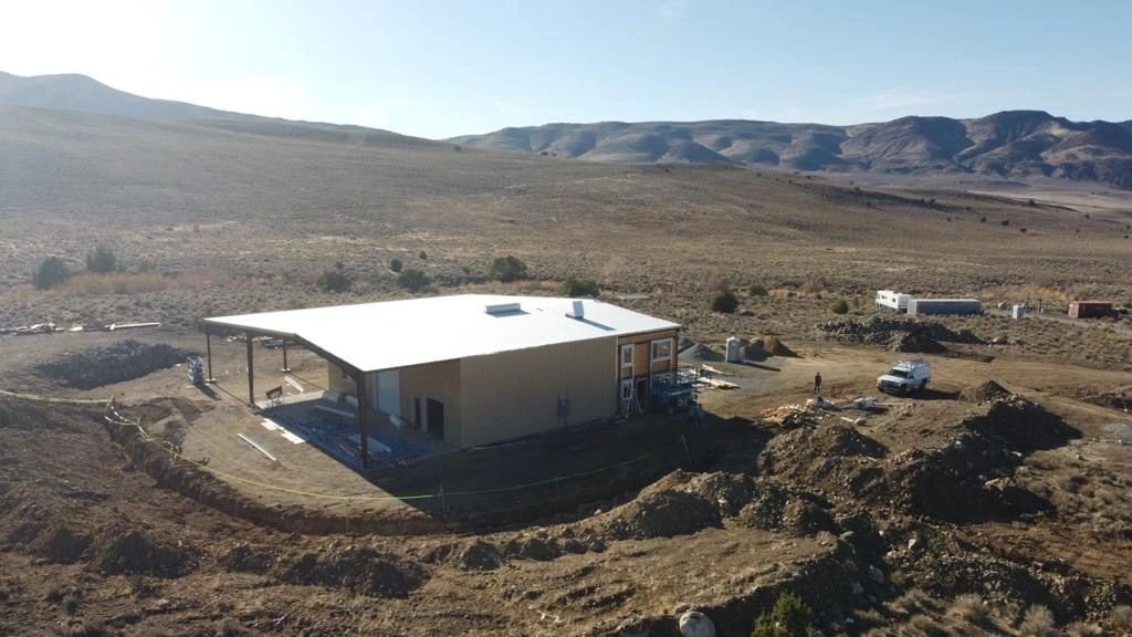 Types Of Roofing vs Metal Barndominium Roofing